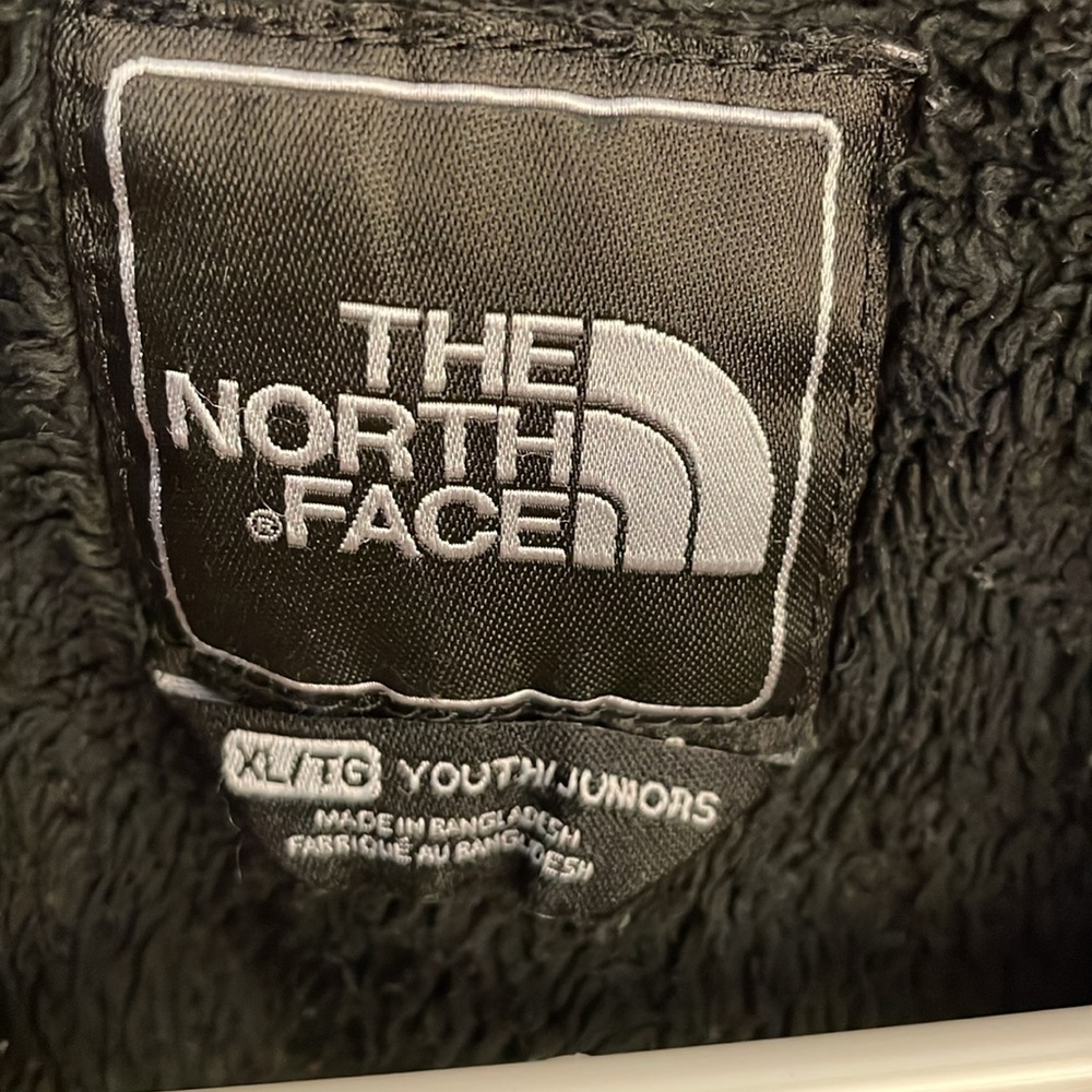 The North Face Sweater View 2